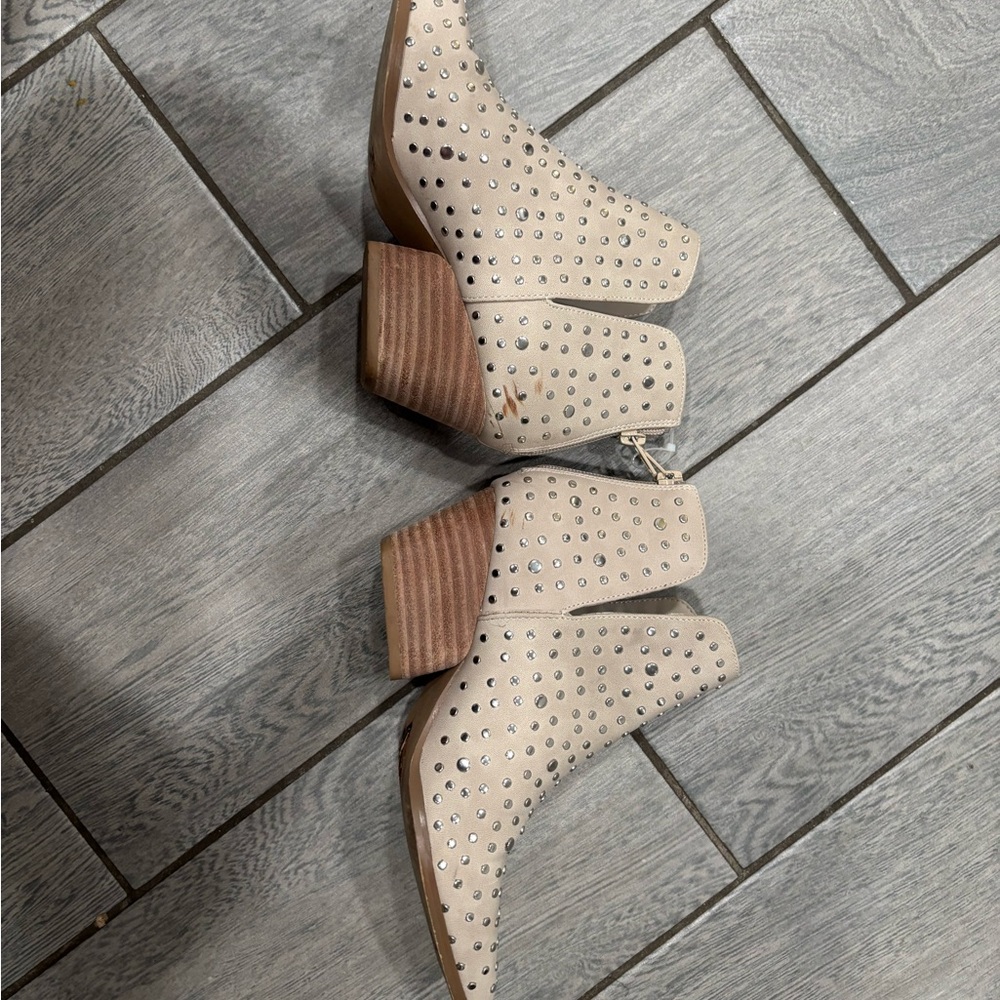 Altar'd State Yasmine Studded Western Style Booties Cream Women's Size 6 - Picture 6 of 9